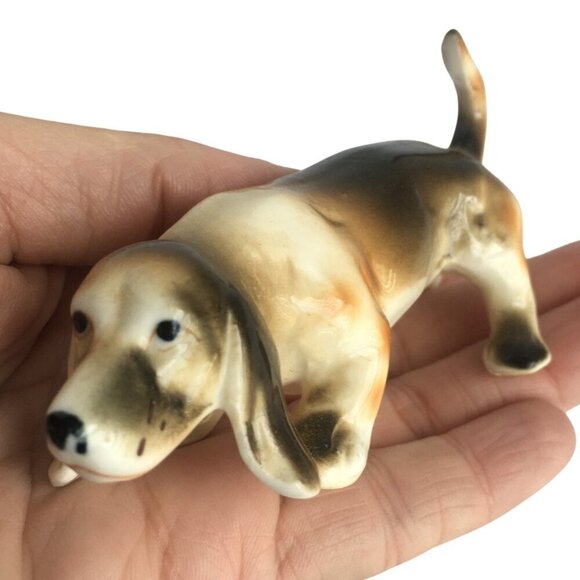 Vintage Dog Figurine Statue - Bassett Hound, brown, white, tan - Picture 1 of 8
